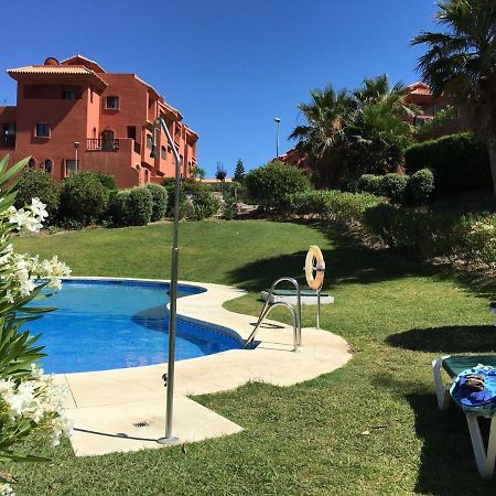 Luxury 2-Bedrooms & Bathrooms Estepona Apartment Экстерьер фото