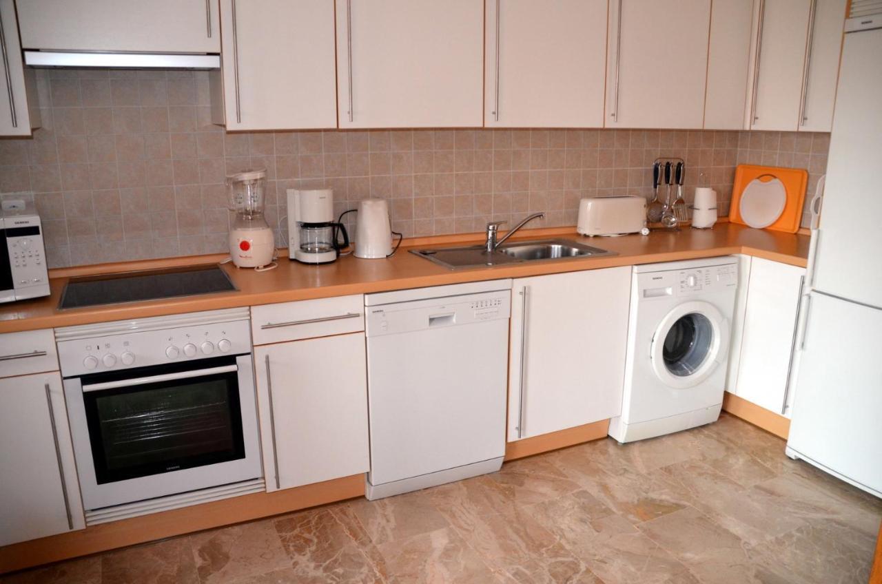 Luxury 2-Bedrooms & Bathrooms Estepona Apartment Экстерьер фото